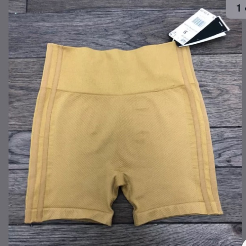 Ivy Park Adidas High Waist Knit Biker Shorts Small